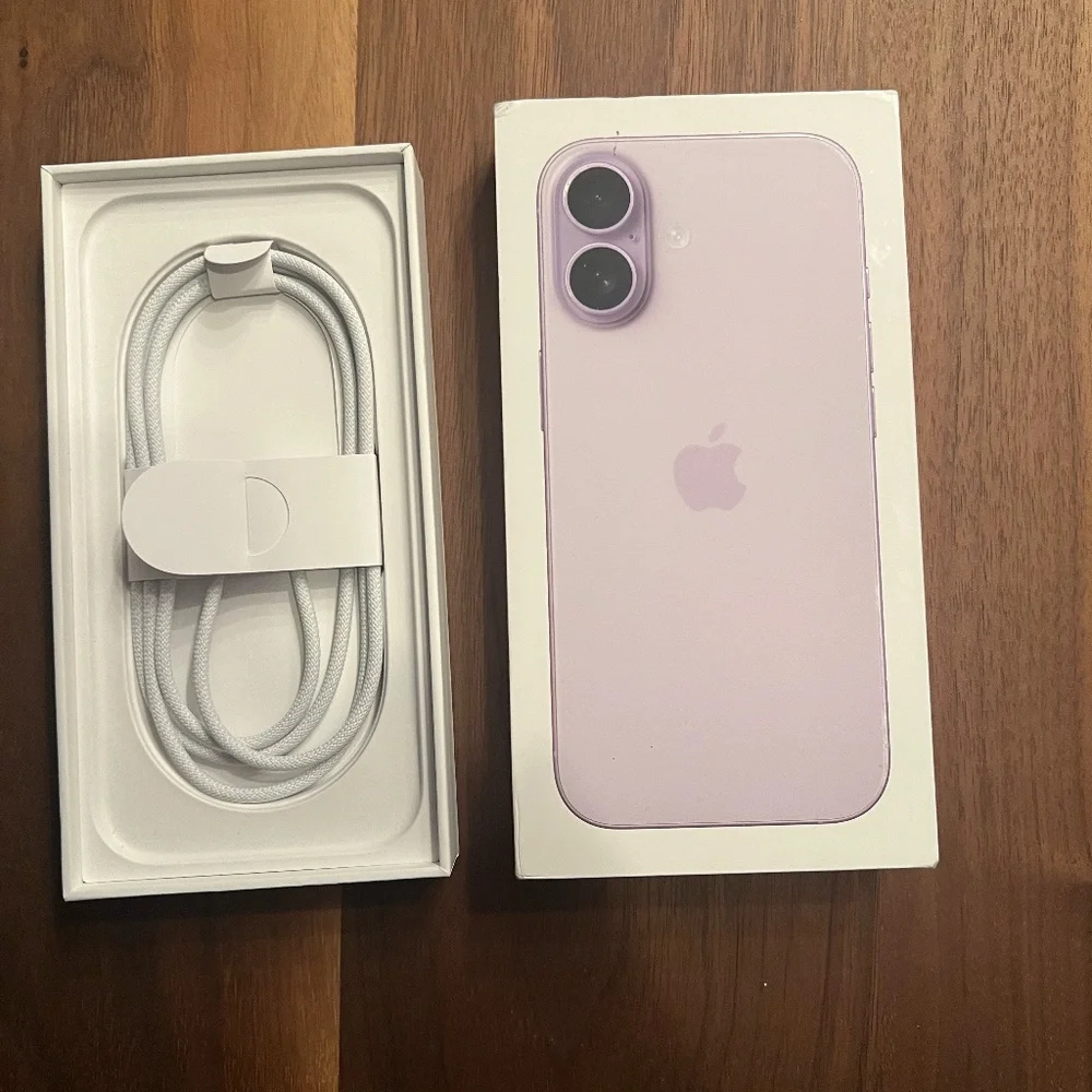 iPhone 17